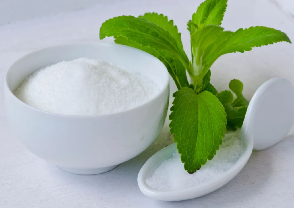 powder and Stevia leaves