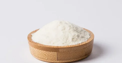 powder in wooden plate